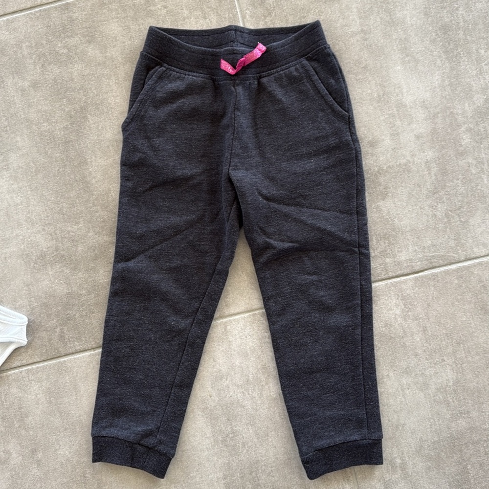 9 Piece Girl's Size 5 Children's Place, Marvel,Jumping Beans Bundle-Gently Worn - Picture 8 of 15